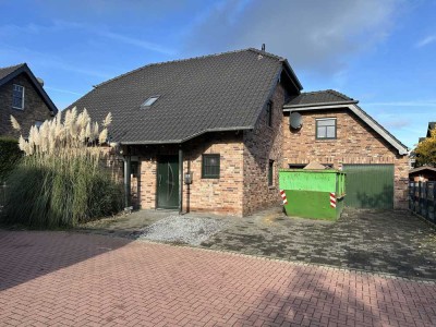 Renoviertes Einfamilienhaus in Bedburg-Hau zu vermieten