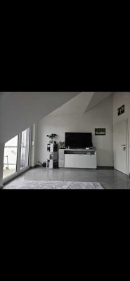Exklusive 2-Zimmer-DG-Wohnung mit Balkon in Ravensburg