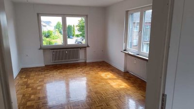 Helle 4-Zimmer-Wohnung mit Balkon in ruhiger Lage von Leverkusen-Opladen – Befristet bis 03/2027