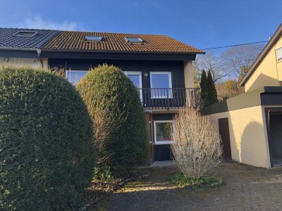 Top modernisierte, bei Bedarf teilbare Doppelhaushälfte mit Garage und 2 Stellplätzen in Merklingen