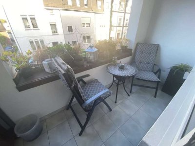 Schöne 2 Zimmer Wohnung mit Balkon
