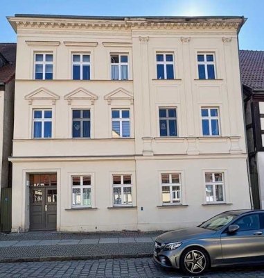 Denkmalgeschütztes MFH zu verkaufen