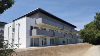 Neuwertige 2-Raum-Wohnung mit Balkon und Einbauküche in Landau