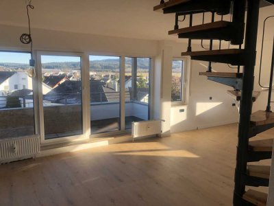 2 Zimmer Wohnung mit Balkon
