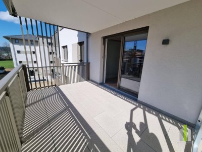 Moderne 2-Zimmer-Wohnung mit großem Balkon und TG-Stellplatz
