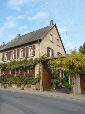 Liebevoll restauriertes Bauernhaus mit gehobener Innenausstattung und EBK in Nierstein