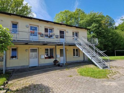 Seniorengerechte 1-Zimmer-Erdgeschosswohnung mit Terrasse in ruhiger, grüner Lage in Schleswig