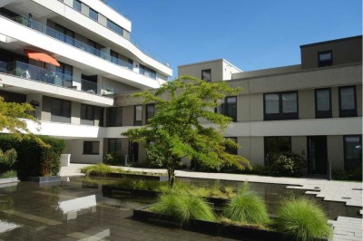 Große 4-Zimmer-Luxuswohnung im AXIS-Tower/Europaviertel