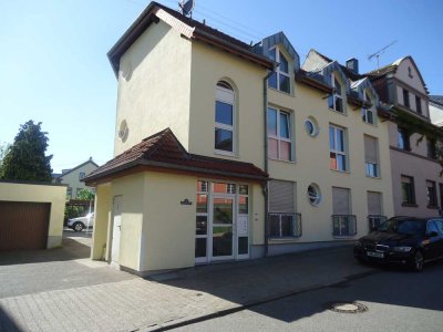 Gepflegte ETW in Ottweiler zentral mit großem Balkon