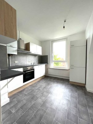 Helle Dachgeschosswohnung in zentraler Lage mit moderner Ausstattung