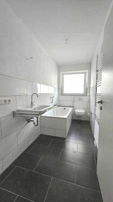 Moderne zentrale 2 ZKBB Wohnung in Bi-Heepen mit große Balkon!