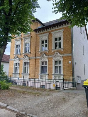 Exklusive, gepflegte 2-Raum-Souterrain-Wohnung in Rüdersdorf bei Berlin