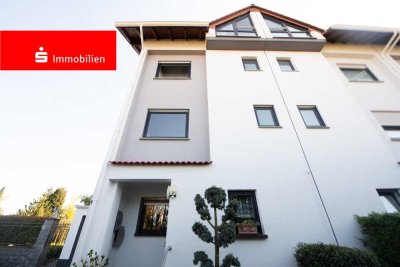 Mühlheim am Main: Topgepflegte & schicke 5-Zimmer-Maisonettewohnung mit  großer Terrasse!