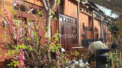 Luxus pur mit spektakulärer Lage und Architektur: RMH mit Garten über den Dächern von Karlsruhe City