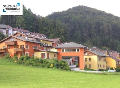 Schöne 4-Zimmer Familienwohnung in Hof bei Salzburg - mtl. Rückzahlung ab EUR 855,-
