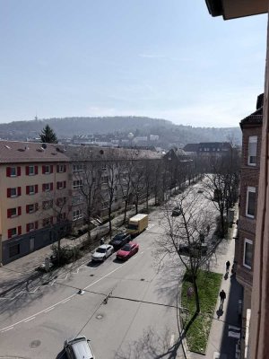 Altbaucharm, 3 Zimmer, inkl. EBK. auch als WG geeignet