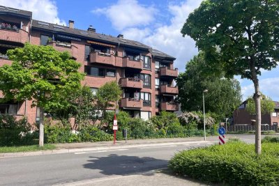 Helle modernisierte Maisonettewohnung mit zwei Schlafzimmern, Balkon, Aufzug und Stellplatz in Hüls