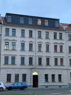 ATTRAKTIVE 3-RWG m. PARKETT, FuBo Hzg, offener Küche*Terrasse