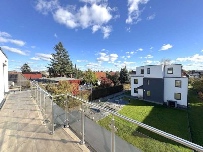 SCHÖN HAUSEN!  Grandioses 1-Zi.-Apartment über den Dächern mit Südbalkon