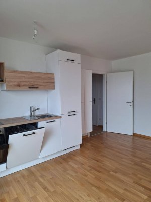 Neue 2-Raum-DG-Wohnung mit EBK und Balkon in Gerasdorf nahe Ubahnstation Leopoldau