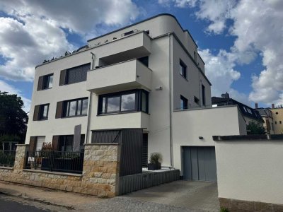Erstbezug! Exklusive 4-Zimmerwohnung mit großer Terrasse, barrierefrei mit Lift, in bester Lage