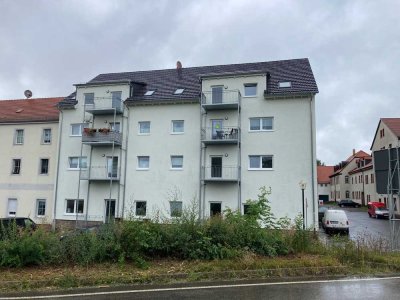 2- Zimmer Wohnung/ Einbauküche/ Balkon/  Duschbad/ Fußbodenheizung