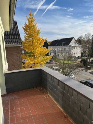 Frisch renovierte 2-Zimmer-Wohnung mit Balkon in beliebter Lage – Bergisch Gladbach