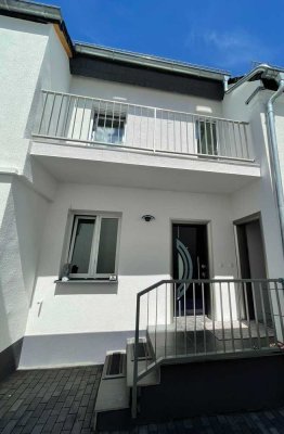 Großzügige 5-Zimmer-Wohnung mit Balkon und exklusiver Gartennutzung in Raunheim