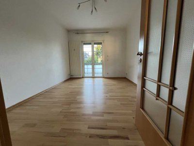 Schöne 2-Zimmer-Wohnung mit Balkon in gehobener Ausstattung