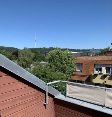 Individuelle und gemütliche 2-Zimmer-Wohnung mit Dachterrasse und Fernblick