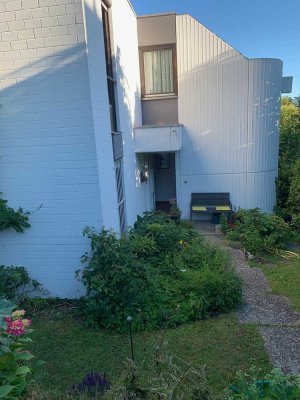 6-Zimmer-Reiheneckhaus, geh. Innenausstattung, stadtnah