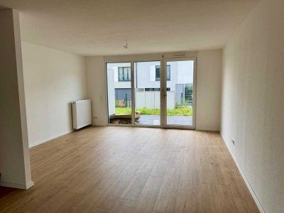 **ERSTBEZUG LETZES 145qm Neubau Reihenhaus in Stein mit Küche