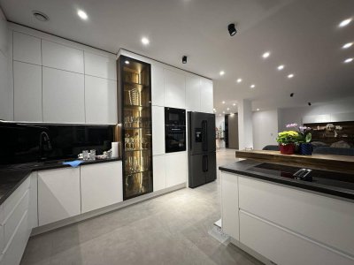 Modernes Traumhaus mit Garten, Dachterrasse und Seezugang – Modernes Wohnen auf 365 m² mit Pool!!!