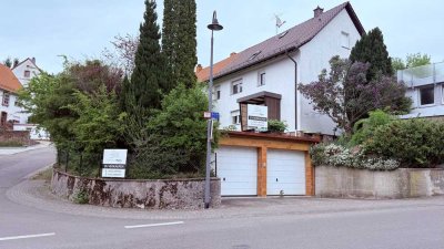 Zweifamilienhaus mit großem Grundstück & Doppelgarage in Gersbach