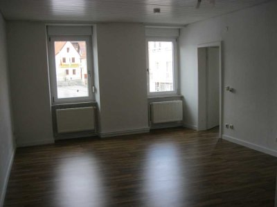 Freundliche, renovierte 2-Zimmer-Wohnung in Kirchheimbolanden