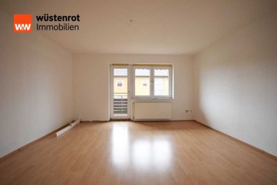 Ihre Leinwand in Petersberg: 3-Zimmer-Wohnung mit Balkon zum Selbstgestalten!