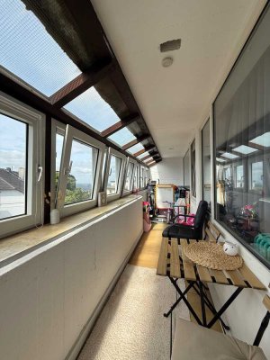 Helle 4-Zimmer-Wohnung mit Wintergarten im Herzen von Remscheid