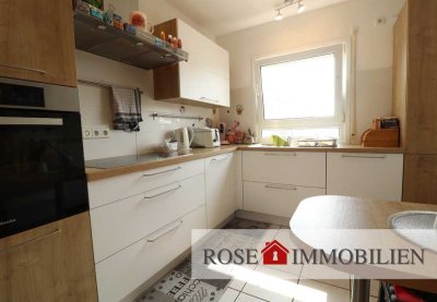 4-Zimmer-Wohnung mit Balkon, Garage und hellen Wohnräumen