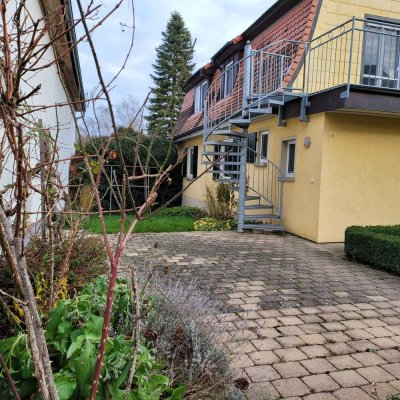 Generationenhaus mit kleinem Garten- Ortsrandlage