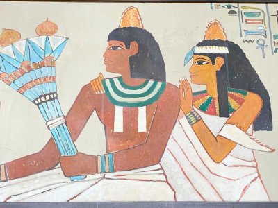 Walk like an Egyptian: Komplett neu renovierte 1 Zi.-Whg. mit Balkon, 2. Obergeschoss, Pharao-Haus