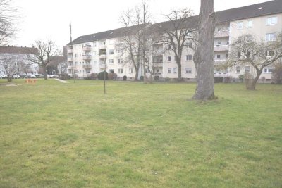 freie, sanierte 3-Zimmer-Wohnung mit Balkon