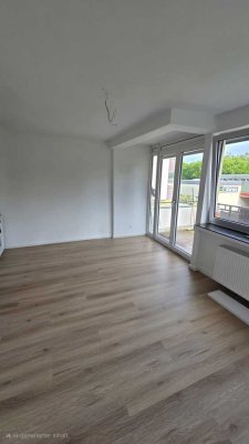Modernes Wohnen in Braunschweig-Melverode - 2 Zimmer -  1. OG - Balkon - Neuwertig - 55 m²