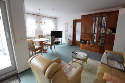 Frei gewordende Eigentumswohnung mit Balkon und PKW-Stellplatz am Haus