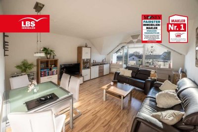 Traumhafte Dachgeschosswohnung mit großer Loggia in zentraler Lage