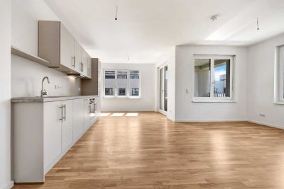Helle und großzügige 2-Zimmer-Wohnung mit Balkon im ruhigen Berlin-Lichtenberg