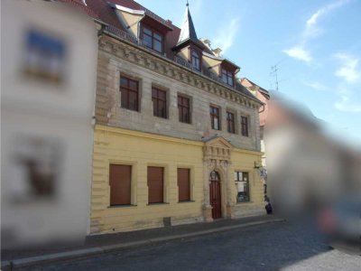 Reich verziertes und markantes Wohn- und Geschäftshaus im Zentrum von Torgau