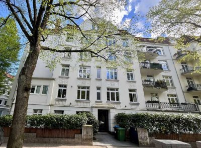 Altbau zum Verlieben – wunderschöne 3-Zimmer-Wohnung in schöner Lage von Winterhude