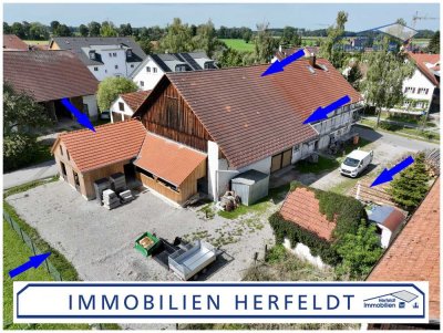Wirtschaftsgebäude zum Ausbau mit weiteren Bebauungsmöglichkeiten