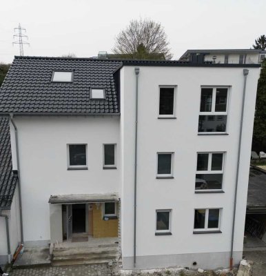 Komplett modernisierte 3-Zimmer-Erdgeschosswohnung mit Terrasse und Garten in Bonn-Mehlem