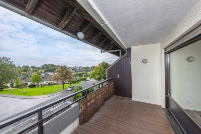 Gemütliche 3 Zimmer-Wohnung mit Balkon und Loggia unweit vom Witzheldener Ortskern